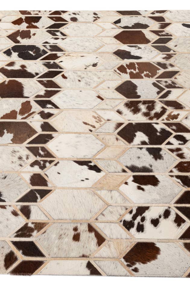 Detail image of 5' x 8' 2 Cowhide - Patchwork Rug
