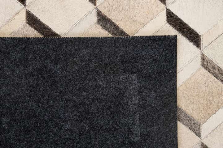 5' x 8' Cowhide - Patchwork Rug