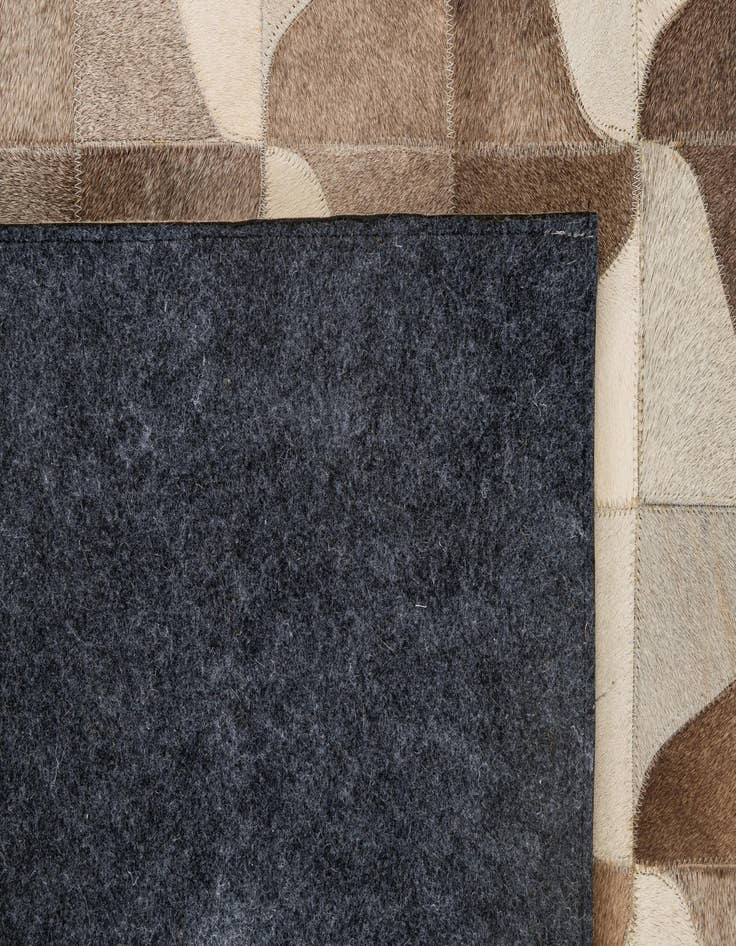 Detail image of 5' 2 x 7' 11 Cowhide - Patchwork Rug