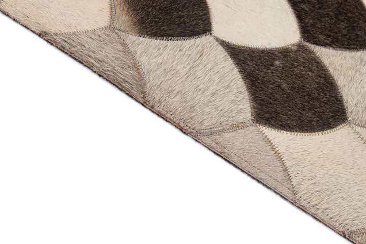 5' 1 x 8' Cowhide - Patchwork Rug