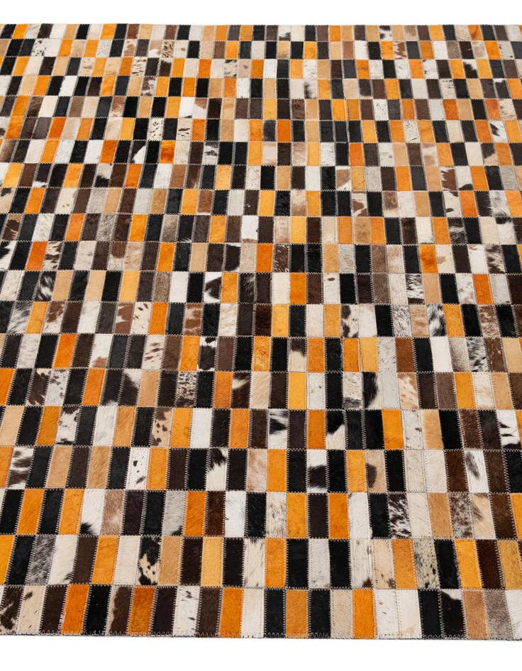 Detail image of 5' x 7' 11 Cowhide - Patchwork Rug