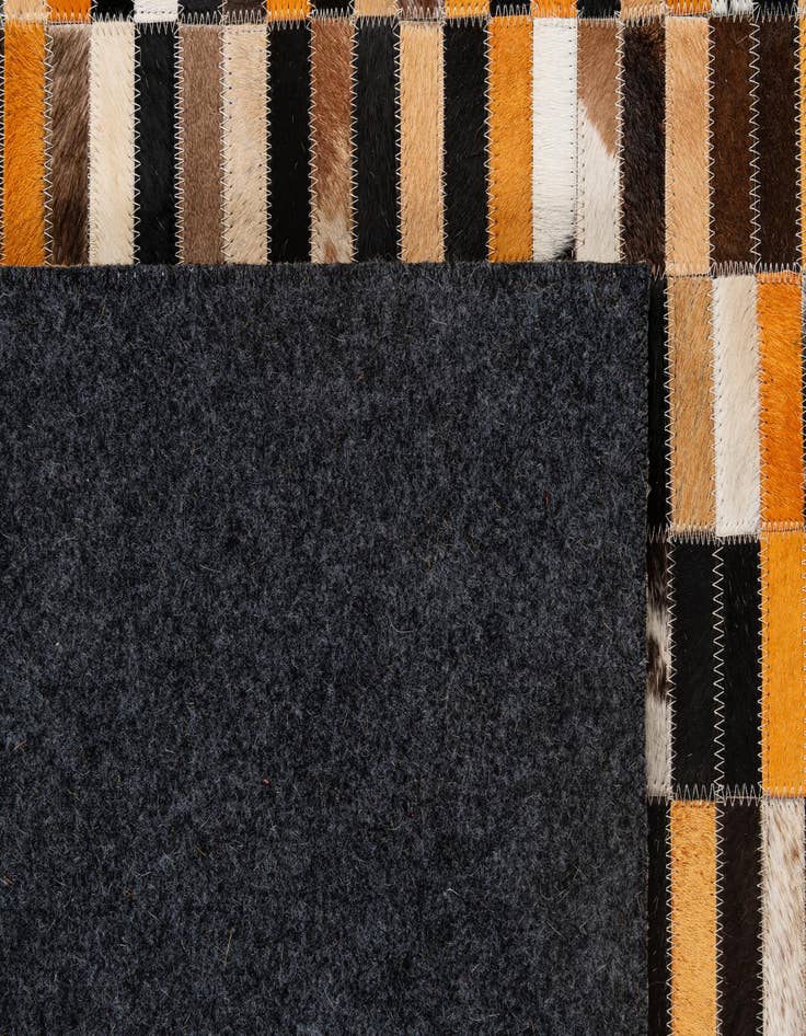 Detail image of 5' x 7' 11 Cowhide - Patchwork Rug
