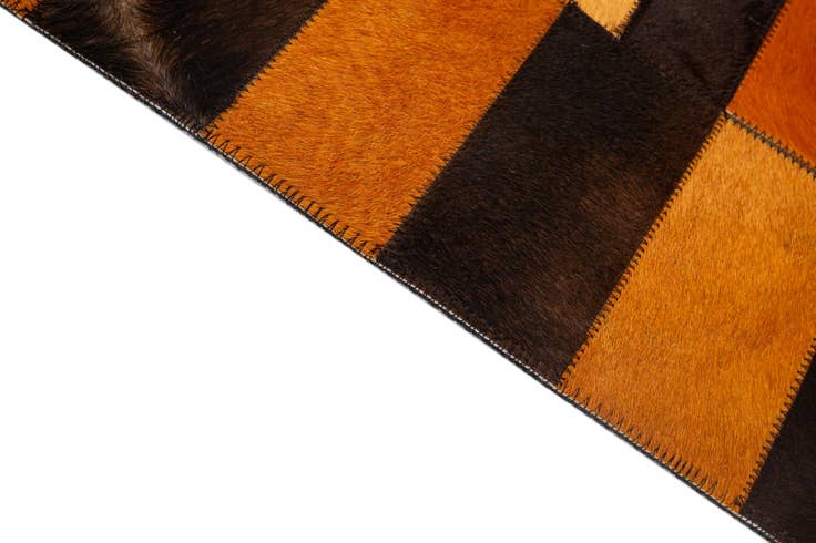 Detail image of 5' 2 x 7' 11 Cowhide - Patchwork Rug