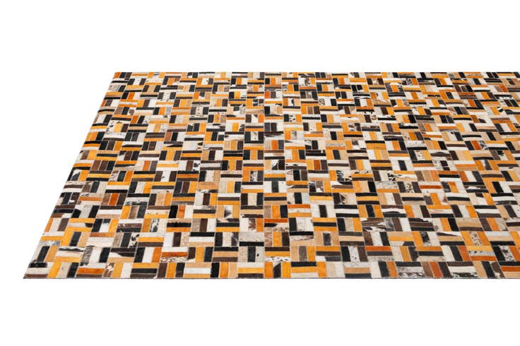 Detail image of 5' x 7' 10 Cowhide - Patchwork Rug