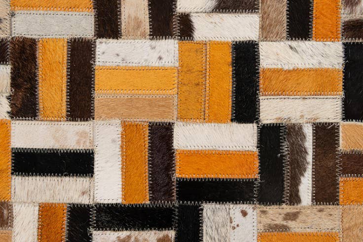 Detail image of 5' x 7' 10 Cowhide - Patchwork Rug