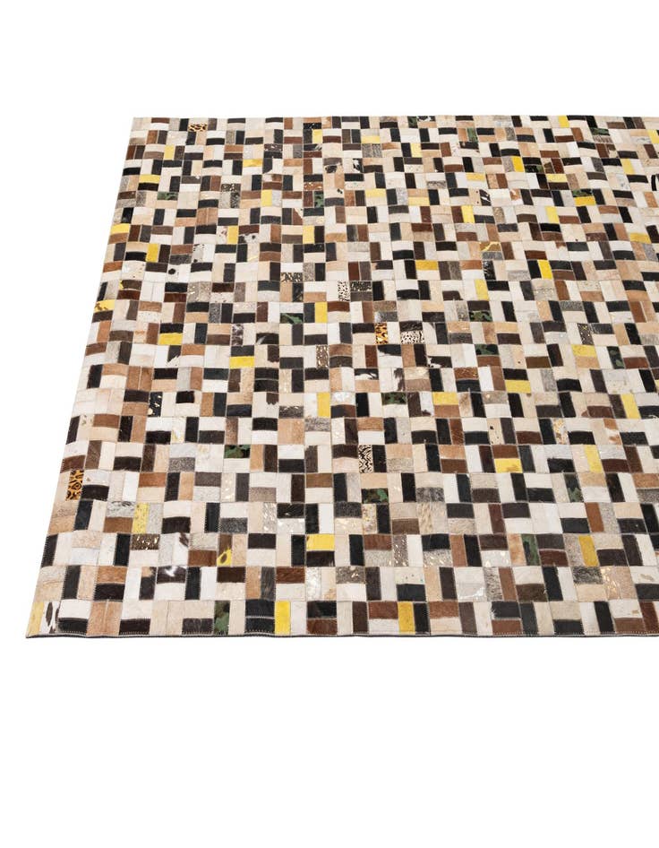 Detail image of 5' 1 x 8' Cowhide - Patchwork Rug