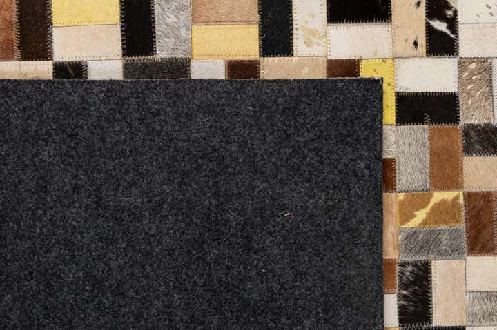 5' 1 x 8' Cowhide - Patchwork Rug