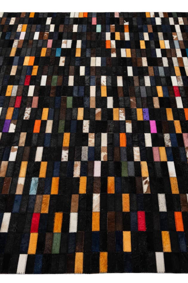Detail image of 5' 2 x 7' 11 Cowhide - Patchwork Rug