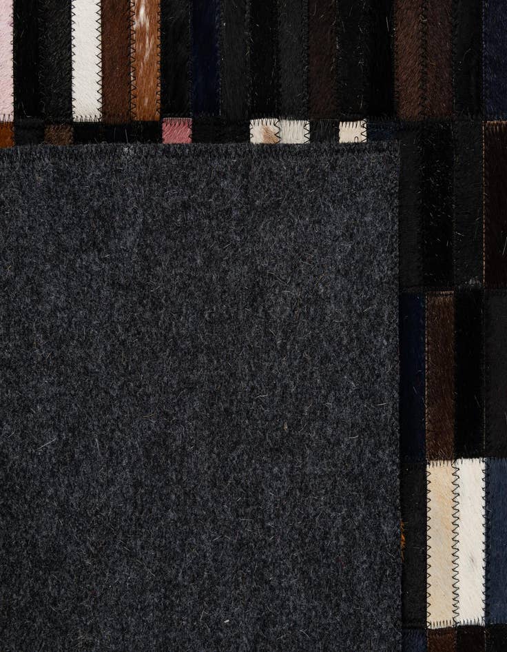 Detail image of 5' 2 x 7' 11 Cowhide - Patchwork Rug
