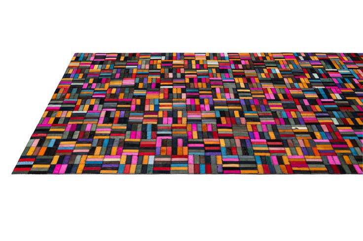 Detail image of 4' 11 x 7' 11 Cowhide - Patchwork Rug