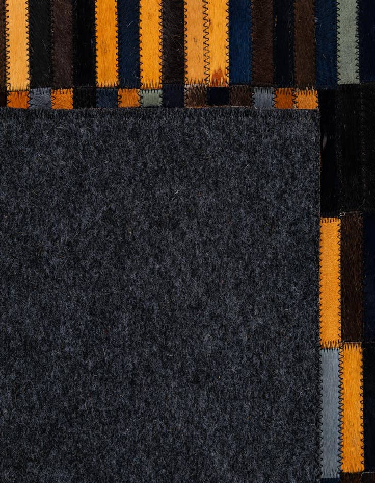 Detail image of 5' x 8' Cowhide - Patchwork Rug