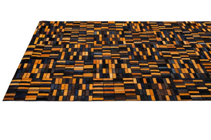 Detail image of 4' 11 x 7' 11 Cowhide - Patchwork Rug