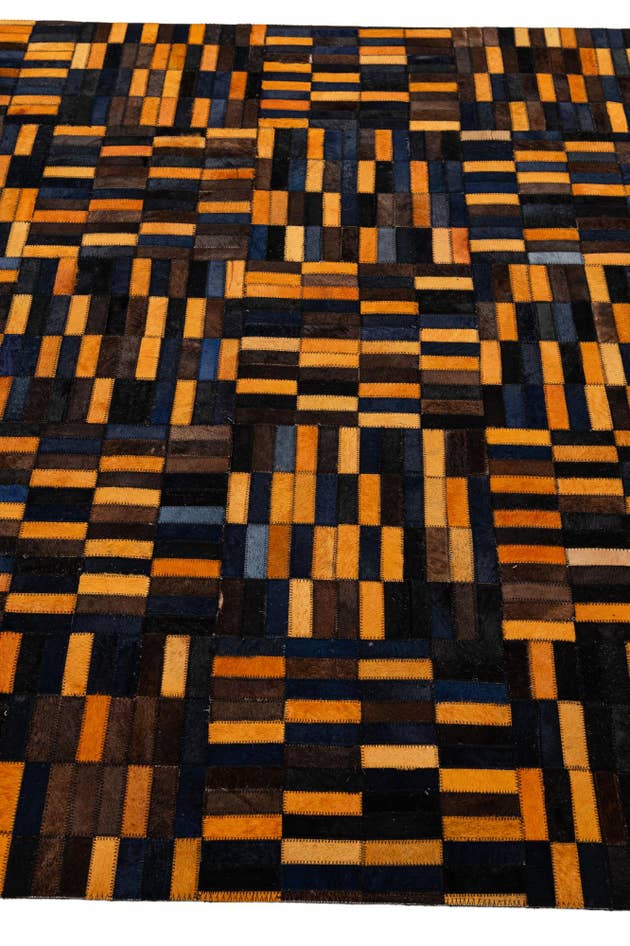 Detail image of 4' 11 x 7' 11 Cowhide - Patchwork Rug
