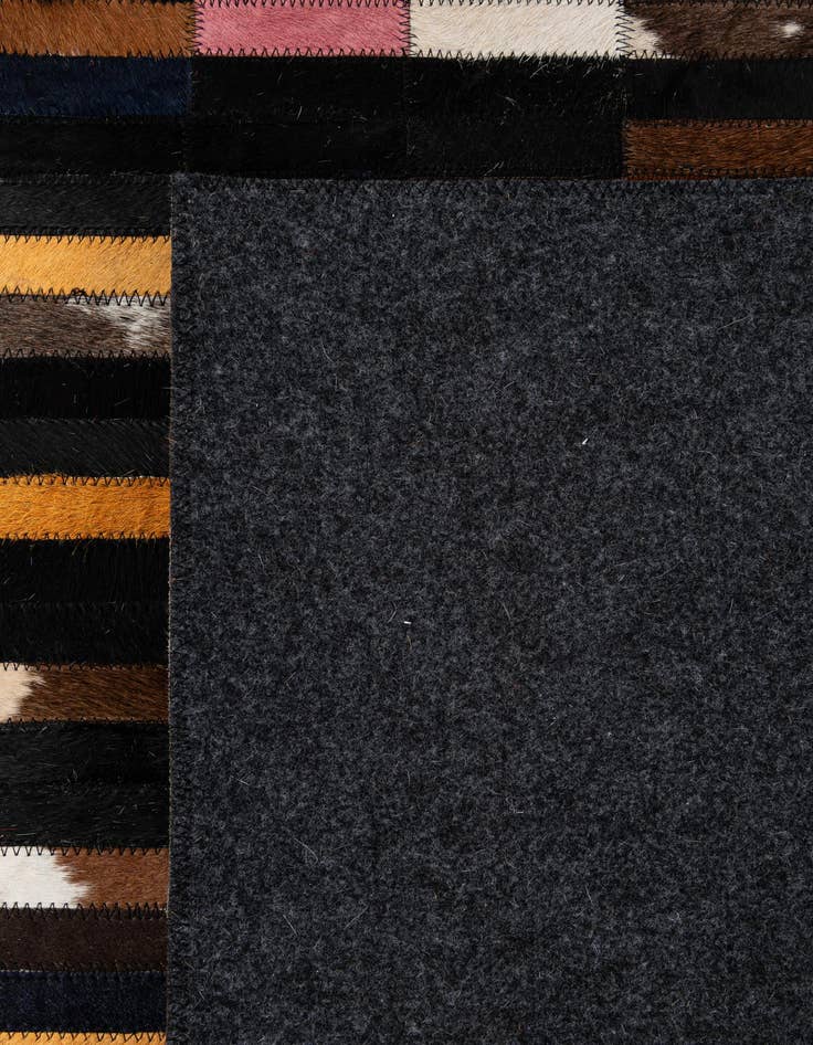 Detail image of 5' 2 x 7' 11 Cowhide - Patchwork Rug