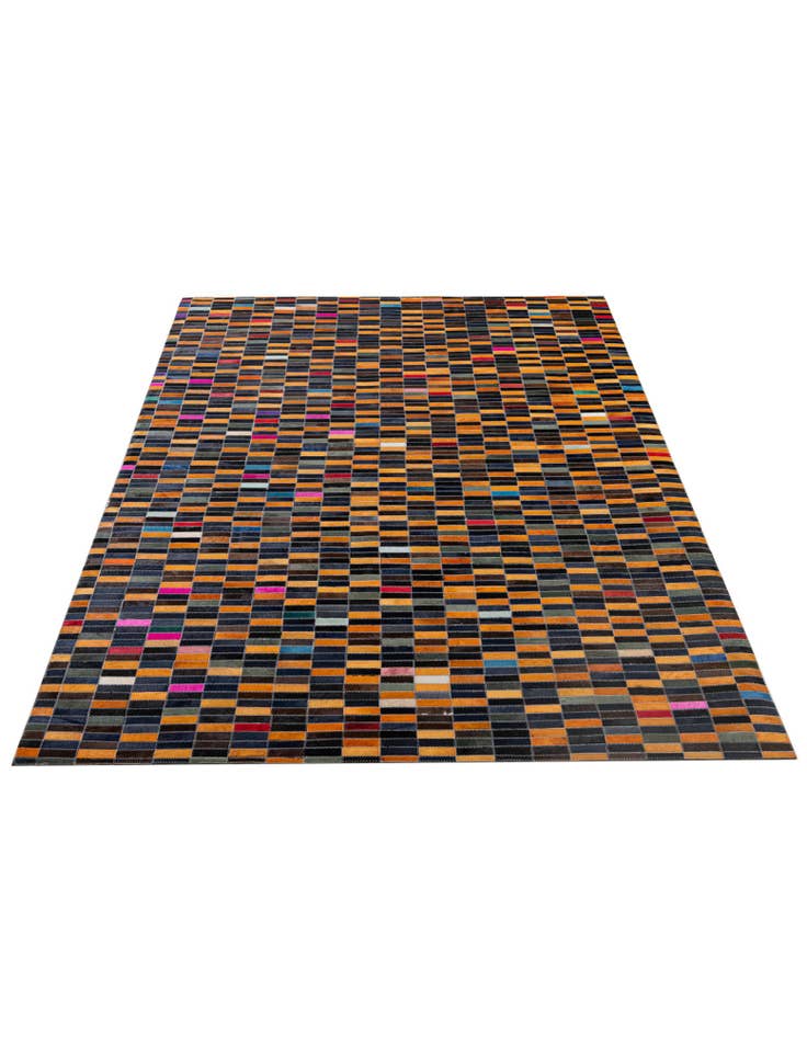 Detail image of 5' 1 x 8' Cowhide - Patchwork Rug