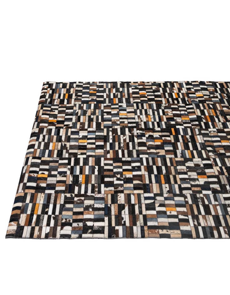 Detail image of 5' 1 x 8' 1 Cowhide - Patchwork Rug