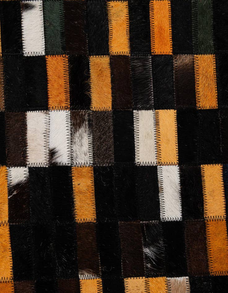 Detail image of 5' 2 x 7' 10 Cowhide - Patchwork Rug