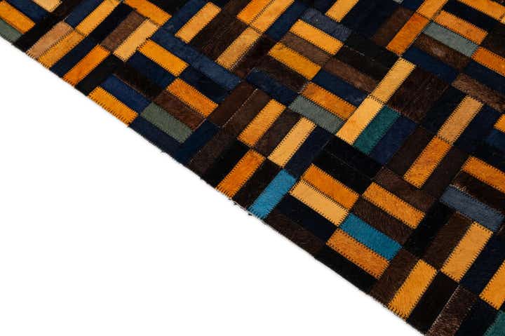 4' 11 x 7' 11 Cowhide - Patchwork Rug