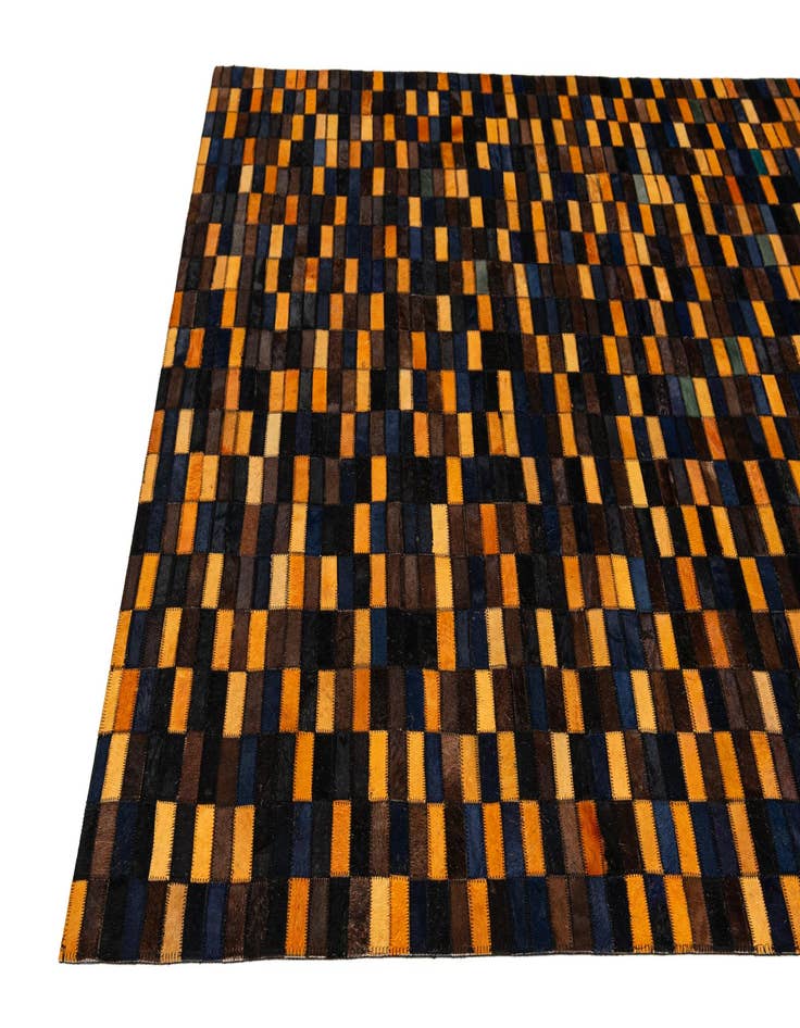 Detail image of 5' x 7' 11 Cowhide - Patchwork Rug