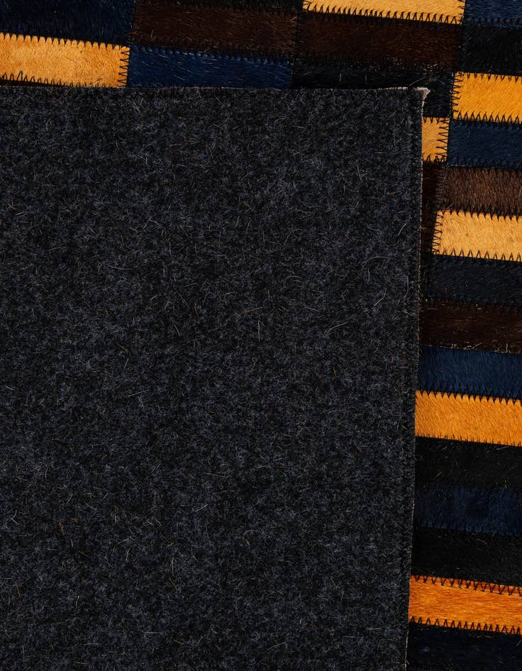 Detail image of 5' x 7' 11 Cowhide - Patchwork Rug