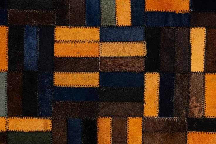 Detail image of 5' x 7' 11 Cowhide - Patchwork Rug