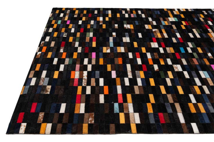 Detail image of 5' 2 x 8' Cowhide - Patchwork Rug