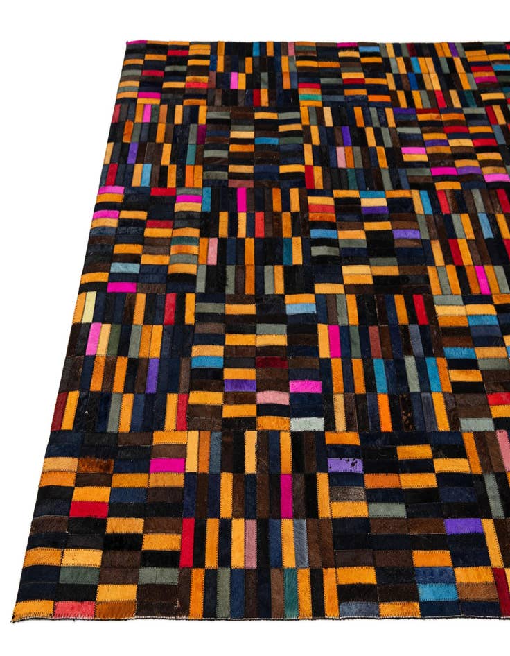 Detail image of 4' 11 x 7' 10 Cowhide - Patchwork Rug