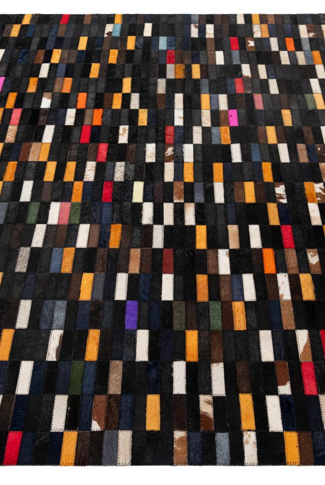 Detail image of 5' 2 x 8' Cowhide - Patchwork Rug