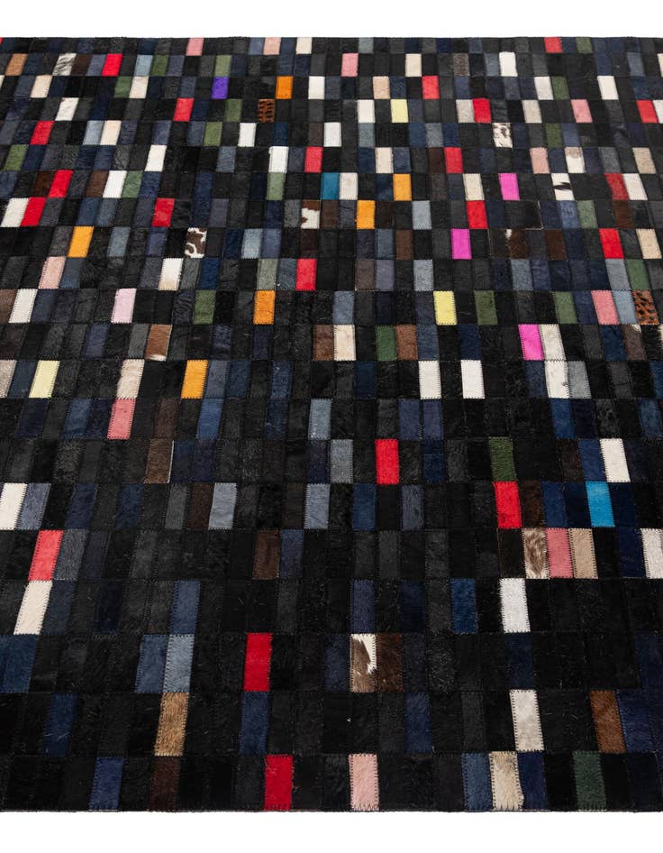 Detail image of 5' 2 x 7' 11 Cowhide - Patchwork Rug