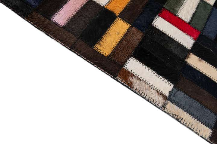 5' 1 x 8' Cowhide - Patchwork Rug
