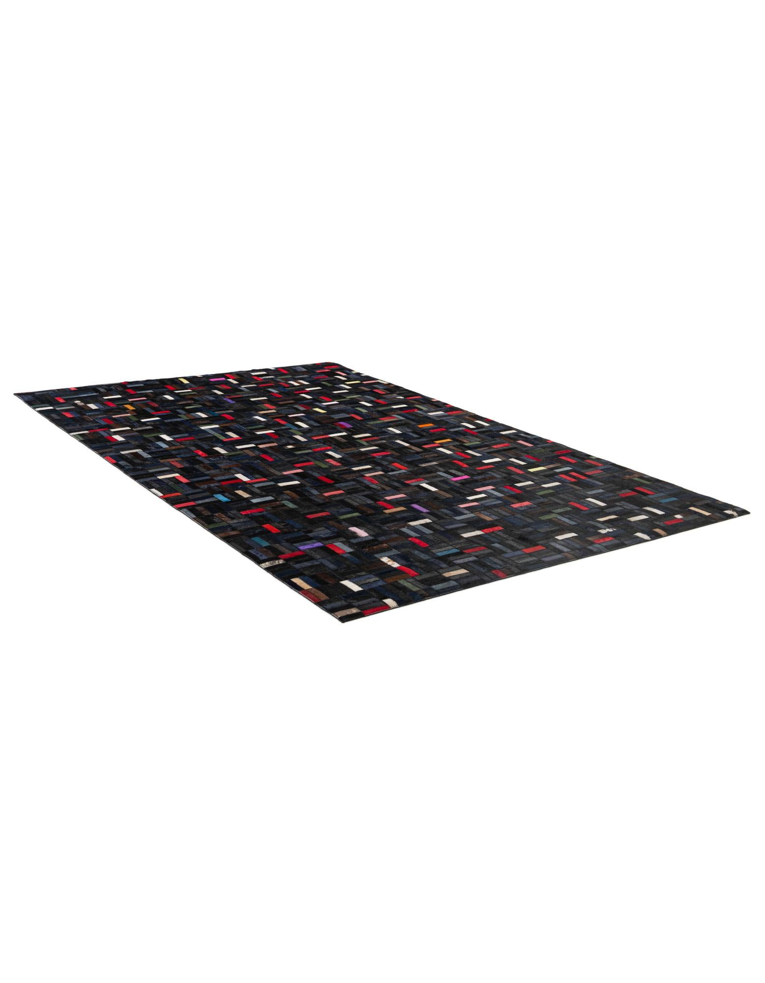 5' 1 x 8' Cowhide - Patchwork Rug