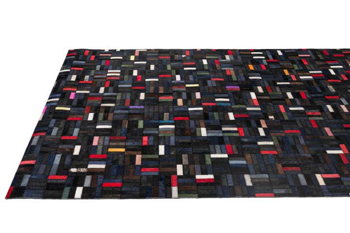 5' 1 x 8' Cowhide - Patchwork Rug