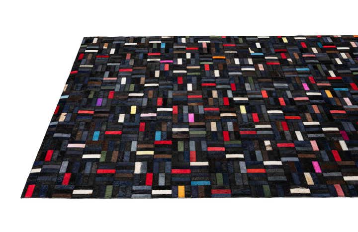 5' 1 x 8' Cowhide - Patchwork Rug