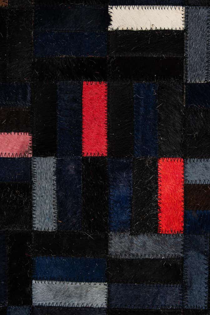 5' 1 x 8' Cowhide - Patchwork Rug