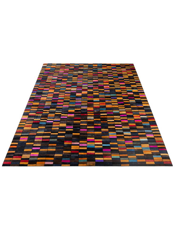 Detail image of 4' 11 x 8' Cowhide - Patchwork Rug