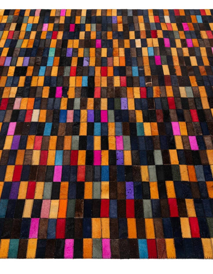 Detail image of 4' 11 x 8' Cowhide - Patchwork Rug