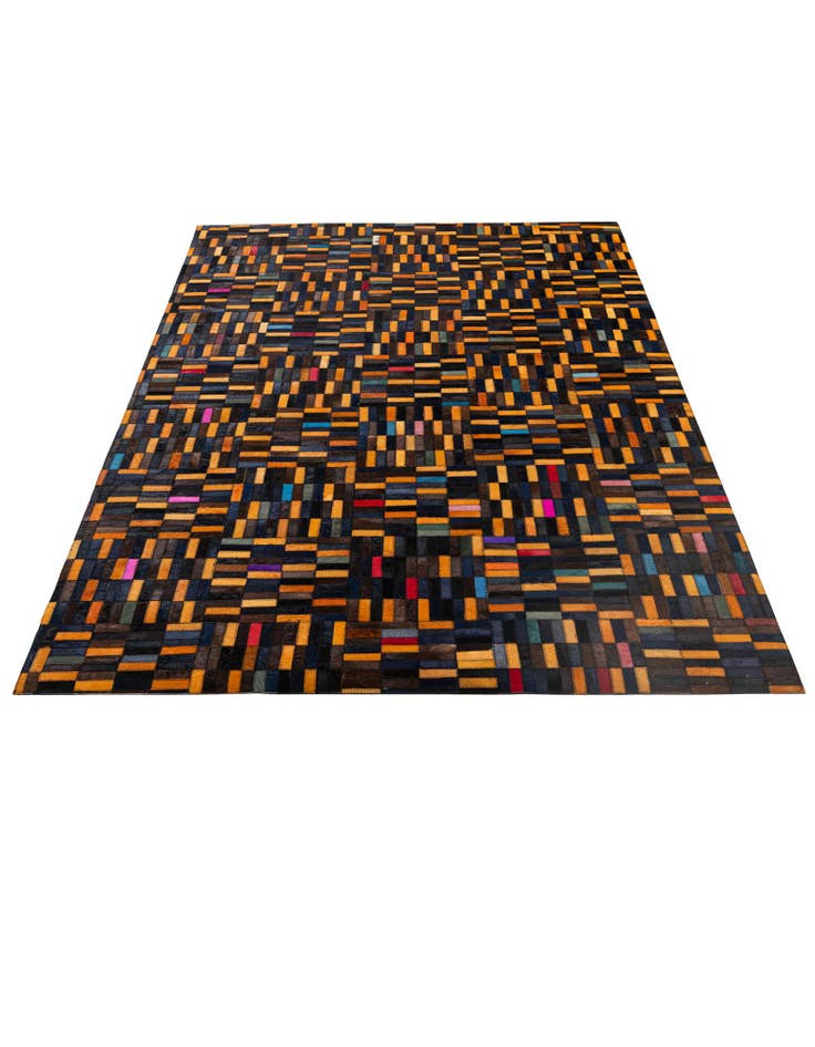 Detail image of 5' 1 x 7' 11 Cowhide - Patchwork Rug