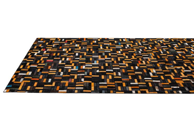 Detail image of 5' x 8' Cowhide - Patchwork Rug
