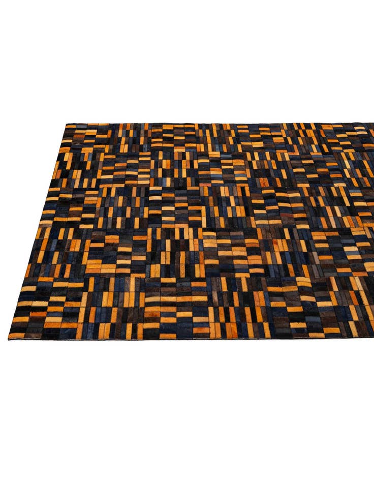 Detail image of 5' x 7' 11 Cowhide - Patchwork Rug