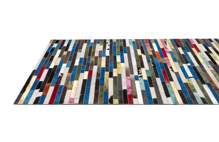 Detail image of 5' 1 x 8' 2 Cowhide - Patchwork Rug