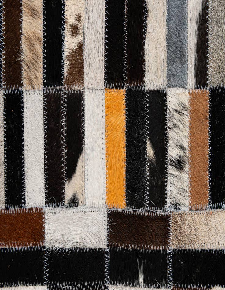 Detail image of 5' x 8' Cowhide - Patchwork Rug