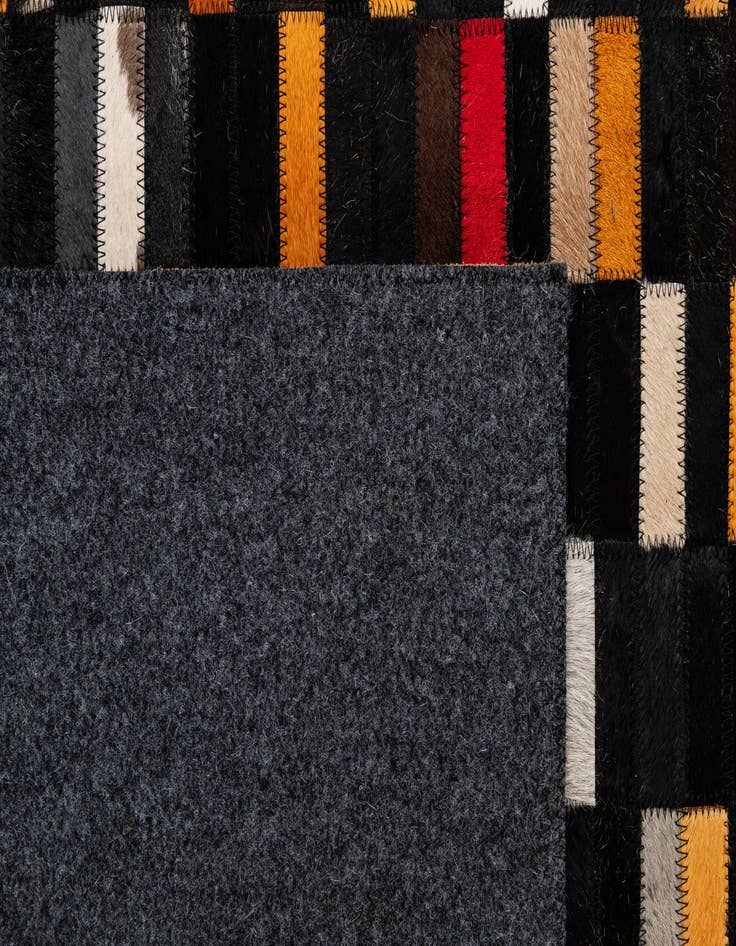 Detail image of 5' 1 x 8' Cowhide - Patchwork Rug