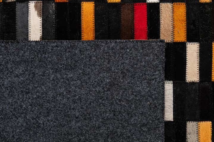 5' 1 x 8' Cowhide - Patchwork Rug