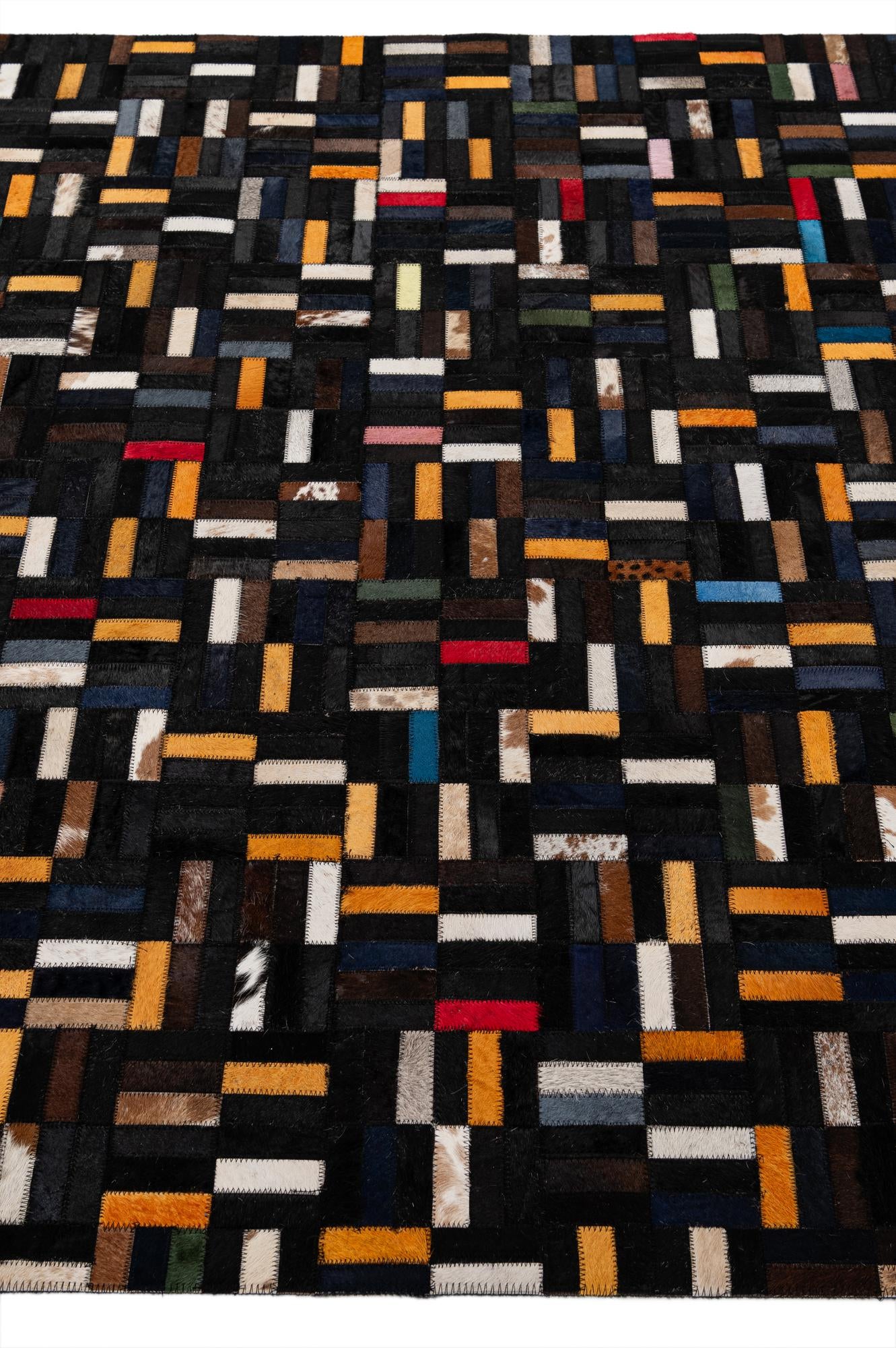 5' 1 x 8' Cowhide - Patchwork Rug