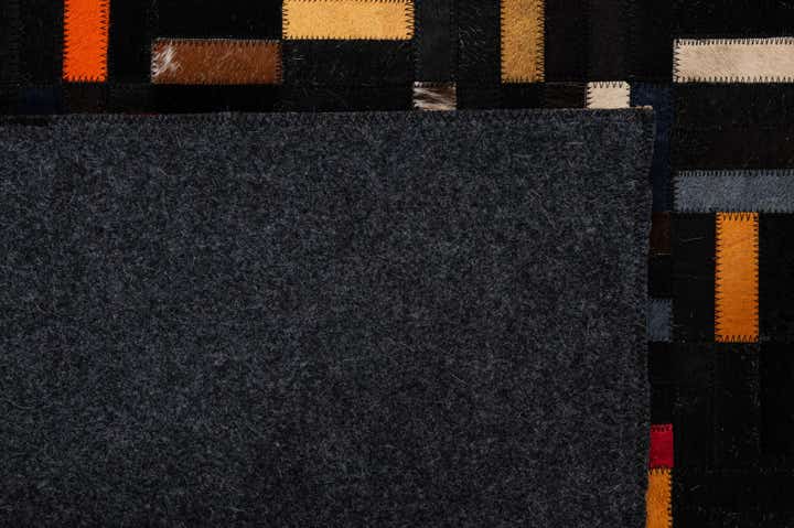 5' 1 x 8' Cowhide - Patchwork Rug