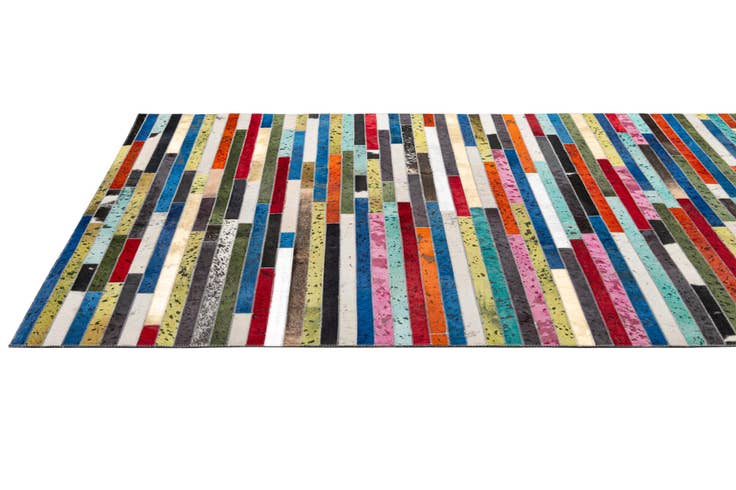 Detail image of 5' 1 x 8' Cowhide - Patchwork Rug