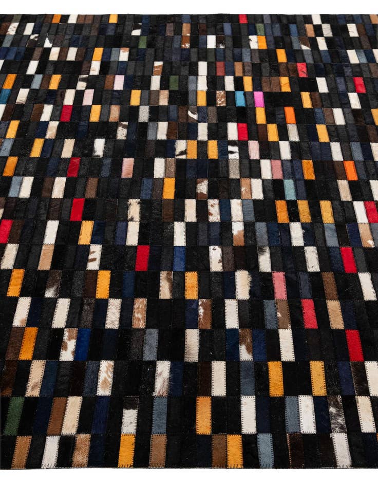 Detail image of 5' 3 x 7' 11 Cowhide - Patchwork Rug