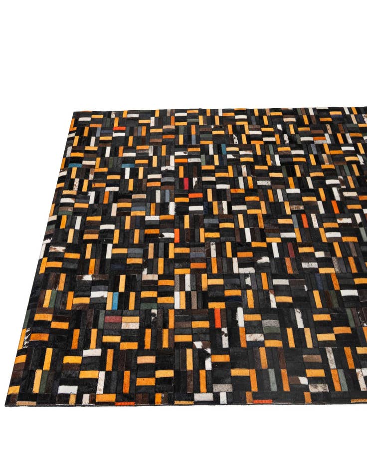 Detail image of 5' 2 x 8' Cowhide - Patchwork Rug