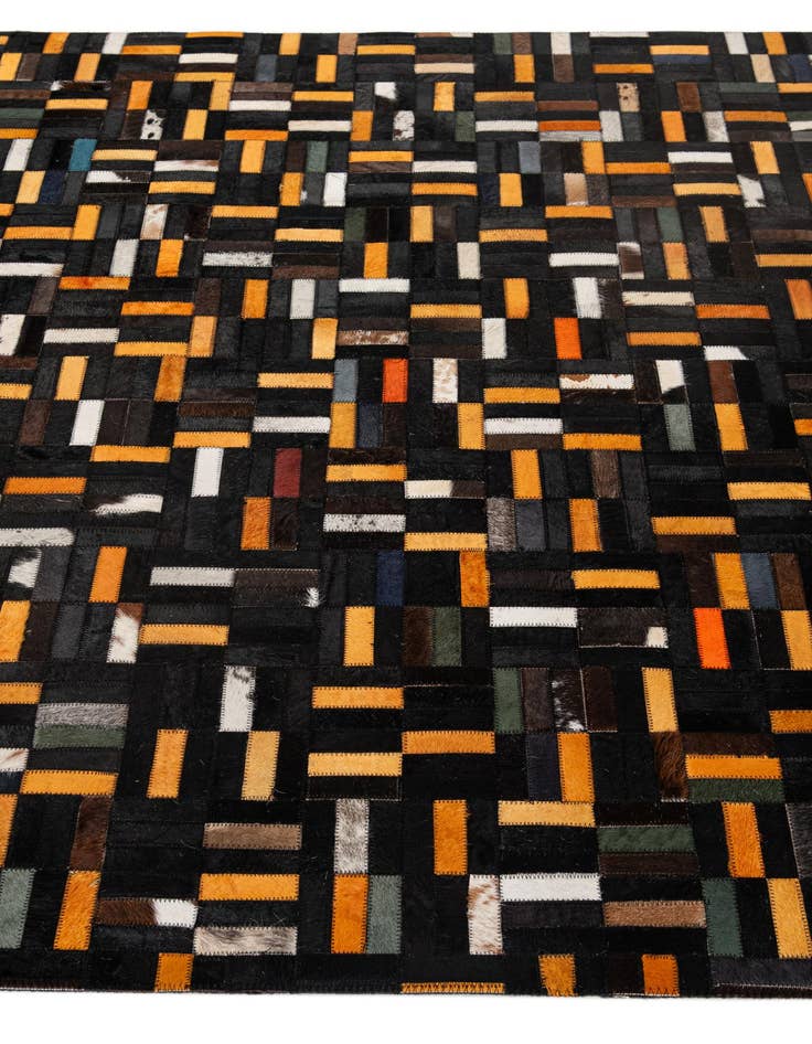 Detail image of 5' 2 x 8' Cowhide - Patchwork Rug