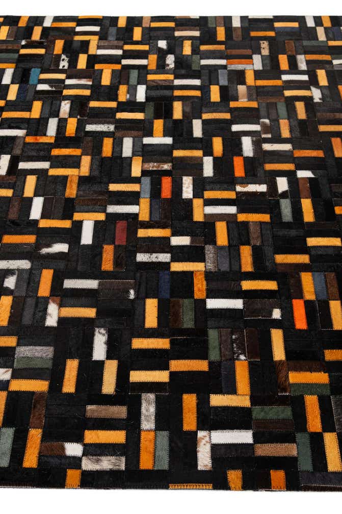 5' 2 x 8' Cowhide - Patchwork Rug